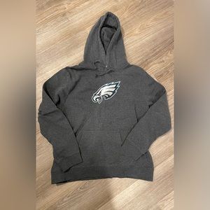 Pull over eagles hoodie
